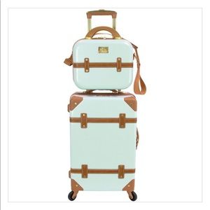 NWT Chariot Gatsby Luggage Set